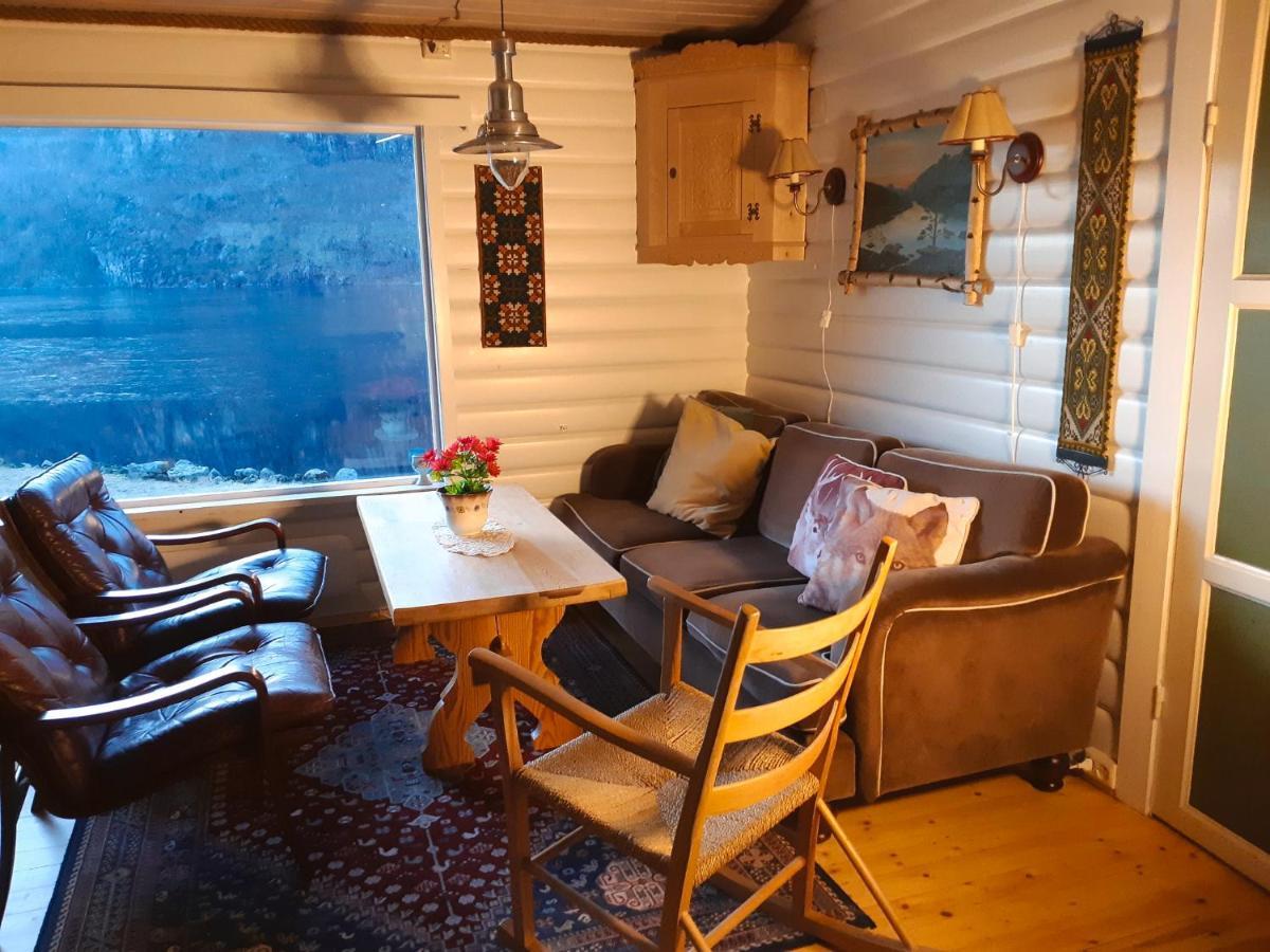 Hytte Ved Preikestolen Forsand Bagian luar foto