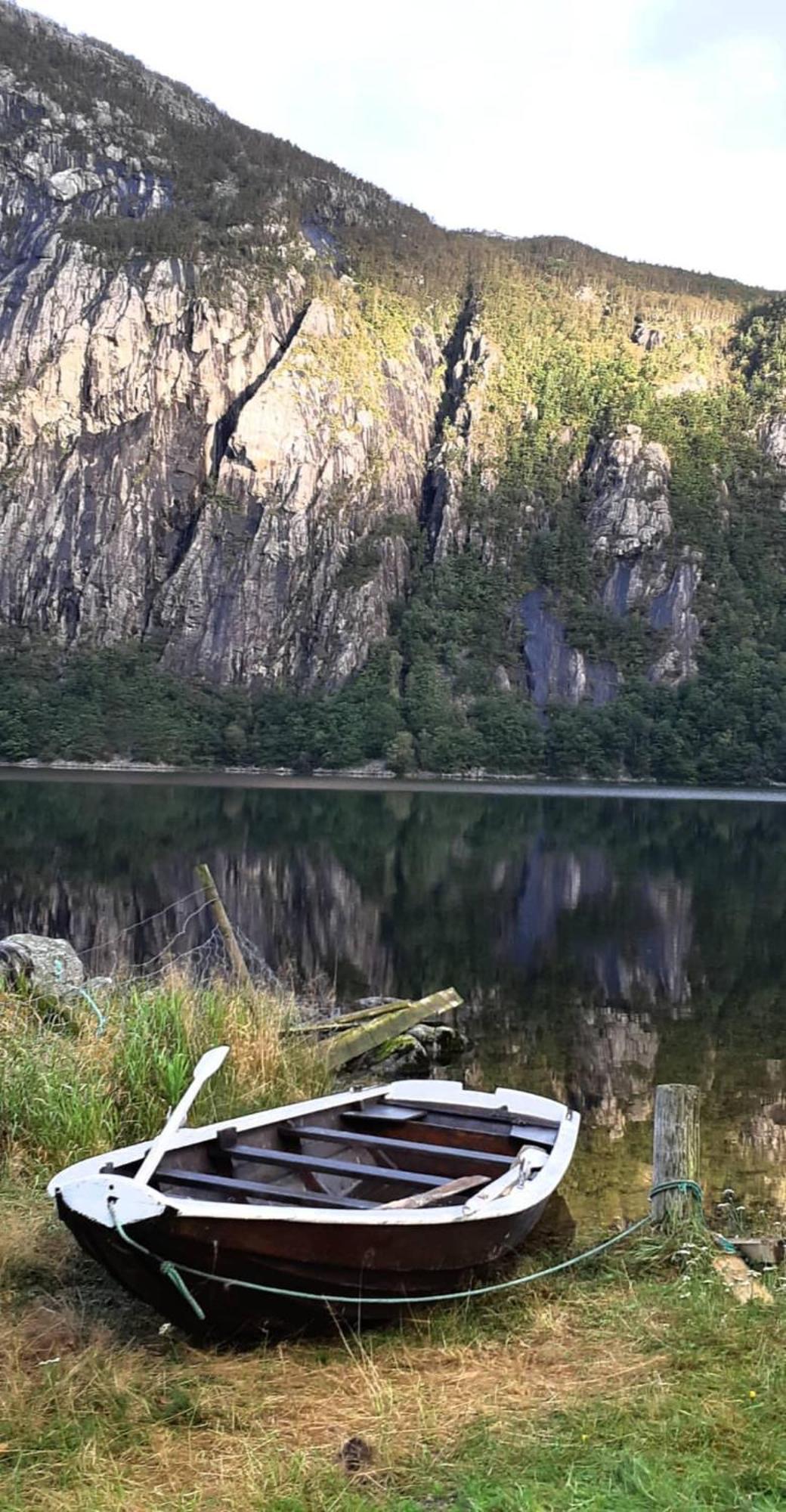 Hytte Ved Preikestolen Forsand Bagian luar foto